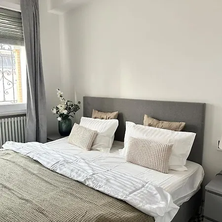 Boutique -old Town - Palace Daire Citta Sant'Angelo