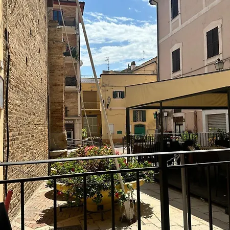 Boutique -old Town - Palace