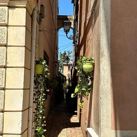 Boutique -old Town - Palace