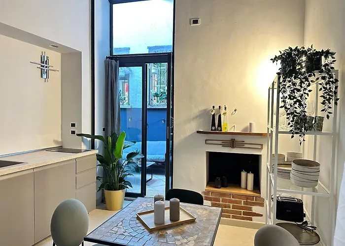 Апартаменты Boutique -old Town - Palace